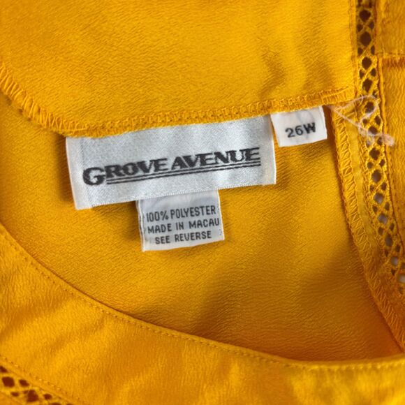 Vintage 70s blouse by Grove Avenue, size 26W womens lightweight short sleeve top - Picture 3 of 7